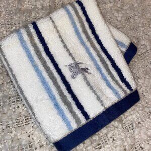 Burberry Nova check Horse Hand Towel Authentic home plaid bathroom kitchen